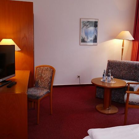 גרייפסוואלד Hotel Am Dom מראה חיצוני תמונה